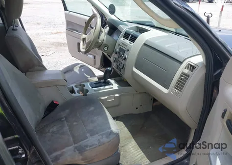 2012 Ford Escape Xlt from USA, damaged, VIN 1FMCU9D71CKB62172